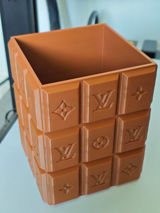 Luxury Logo Relief Desk Organizer / Pen Cup