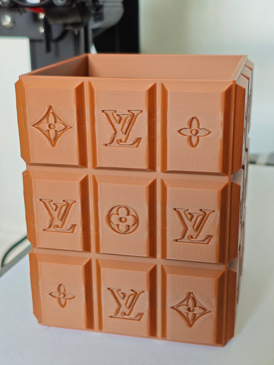Luxury Logo Relief Desk Organizer / Pen Cup