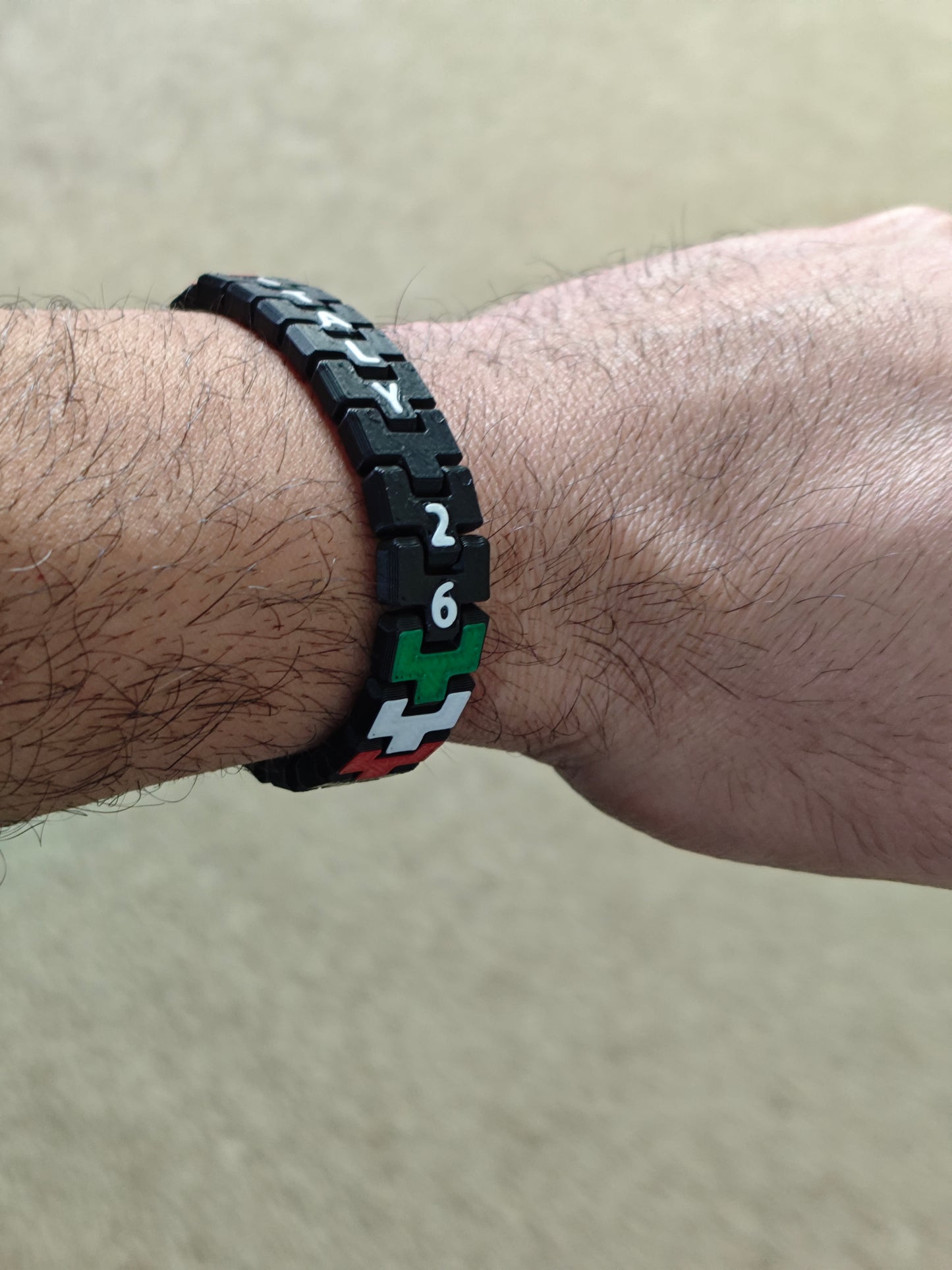 Italy 26 thin supporter bracelet