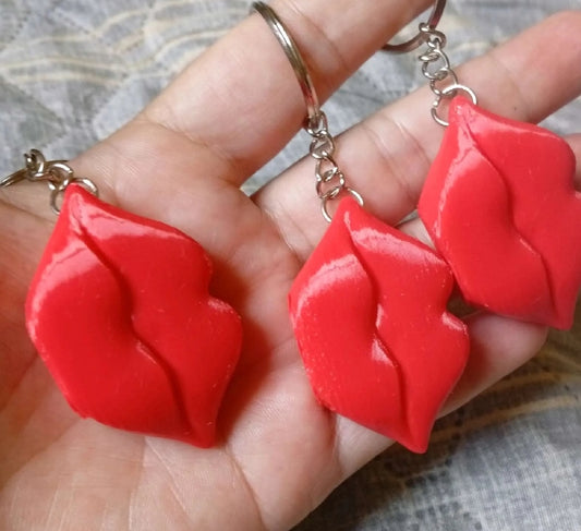 Can opener keychain - kiss model